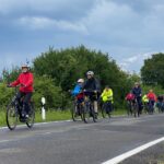 Radfahrer der Tour de Moz fahren auf Straße